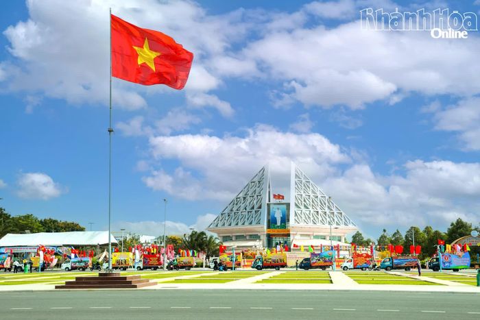 Không gian bên ngoài Bảo tàng tỉnh cơ sở 2.