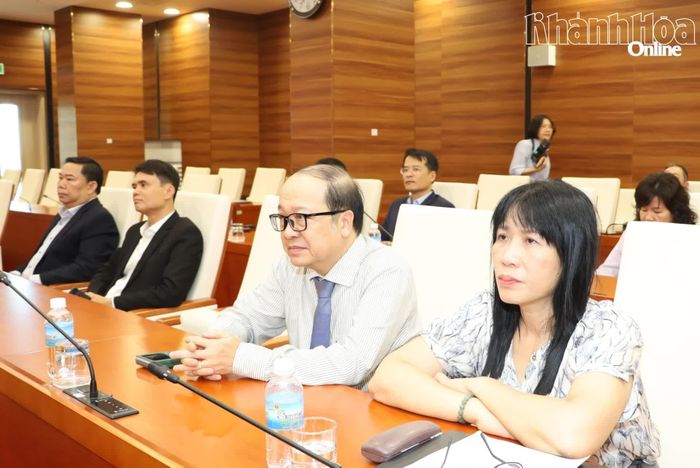 Các đại biểu dự hội nghị tại điểm cầu tỉnh Khánh Hòa.