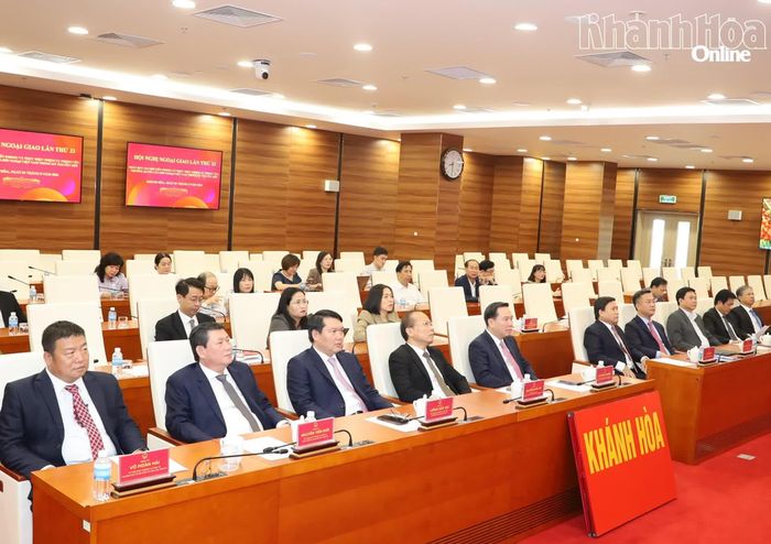 Quang cảnh tại điểm cầu tỉnh Khánh Hòa.