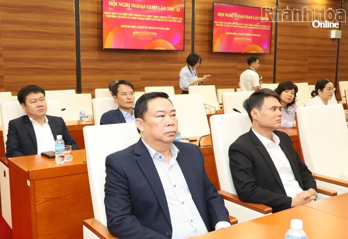 Các đại biểu dự hội nghị tại điểm cầu tỉnh Khánh Hòa.