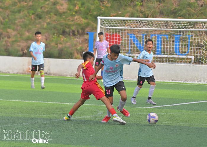 Trận chung kết lứa tuổi U13.