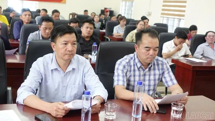 Các đại biểu dự hội nghị.
