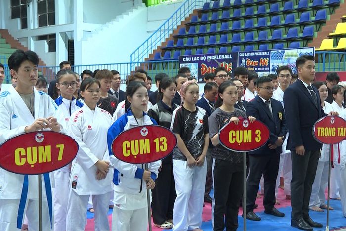Các đoàn VĐV tham gia môn Karate tại Đại hội TDTT tỉnh Lâm Đồng lần thứ I năm 2026