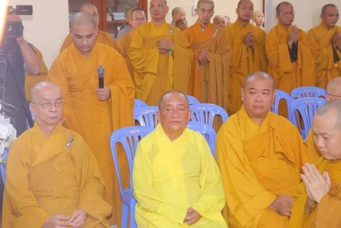 Chư tôn đức tham dự