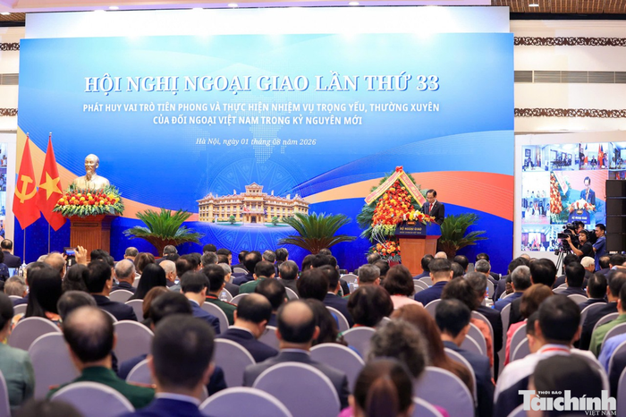 Phiên khai mạc Hội nghị Ngoại giao lần thứ 33 được tổ chức theo hình thức trực tiếp kết hợp trực tuyến với các tỉnh ủy, thành ủy trực thuộc Trung ương và các Cơ quan đại diện Việt Nam ở nước ngoài. Ảnh: Đức Thanh