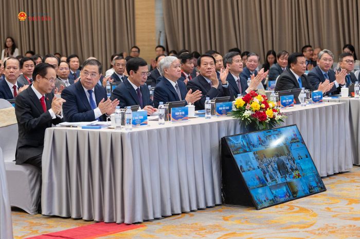 Các đại biểu dự Hội nghị