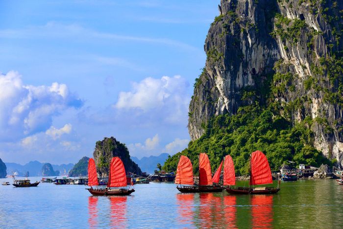 Nhiều sản phẩm mới tăng sức hút cho du lịch Quảng Ninh. Ảnh: Thanh Tùng