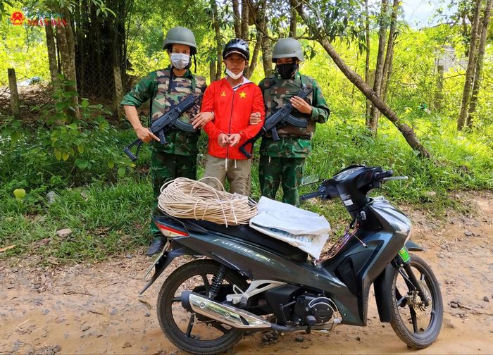 Đối tượng cùng tang vật vụ án