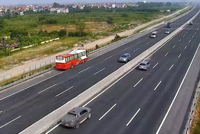 Thiết bị có thể phát hiện vi phạm, cảnh báo nguy cơ, nhưng việc xử lý cảnh báo đó vẫn phụ thuộc vào người lái xe, doanh nghiệp vận tải và cơ quan chức năng quản lý.