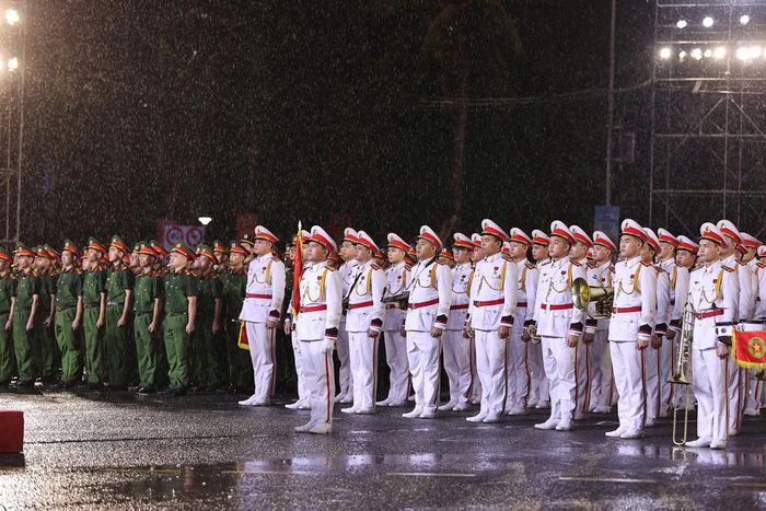 Nghi thức khai mạc Vòng Chung kết Hội thao Quân sự, Võ thuật và Thể thao CAND năm 2026 diễn ra trang trọng tại Công viên Biển Đông, TP Đà Nẵng.