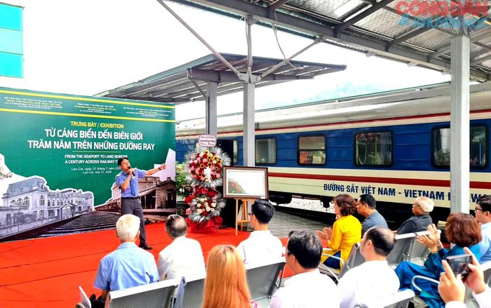 Trưng bày gần 300 hiện vật về 120 năm đường sắt Hải Phòng - Lào Cai - Côn Minh, tại Ga Lào Cai, ngày 31/7/2026. Ảnh: Bảo tàng Lào Cai