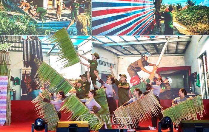 Tiểu phẩm "Bình yên gõ cửa" tái hiện hình ảnh lực lượng tham gia bảo vệ ANTT ở cơ sở hỗ trợ người dân khắc phục hậu quả thiên tai.