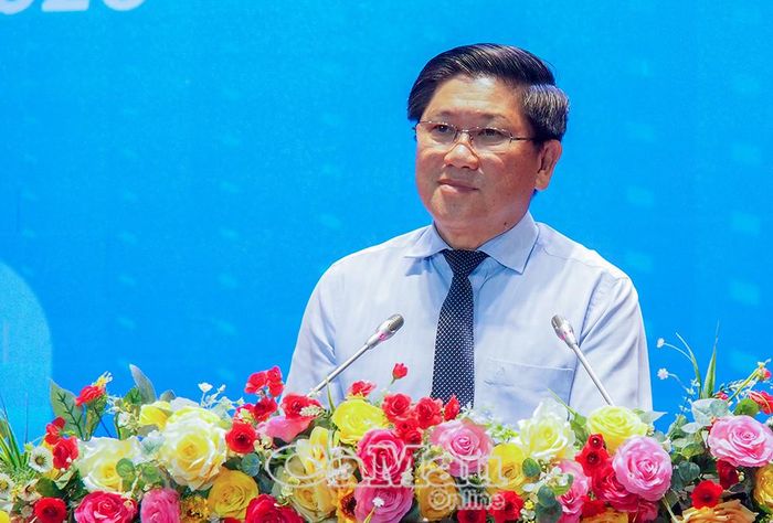 Phó Chủ tịch UBND tỉnh Lê Văn Sử phát biểu tại hội nghị.