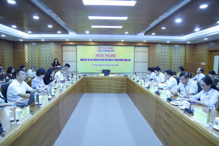 Quang cảnh Hội nghị Tổng kết Đề án thống kê khu vực kinh tế chưa được quan sát do Cục Thống kê tổ chức ngày 31/7. Ảnh: Minh Đức