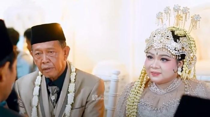 Theo gia đình, trước khi hôn lễ diễn ra, người thân và hàng xóm từng nhiều lần khuyên Shela cân nhắc kỹ mối quan hệ vì khoảng cách tuổi tác quá lớn. Ảnh: Tiktok