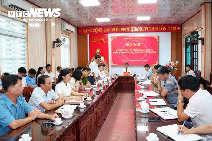 Với hơn 1.060 đầu việc và nhiều nhiệm vụ được phân quyền từ cấp trên, chính quyền cấp xã đang đứng trước yêu cầu ngày càng cao về năng lực quản trị và điều hành.