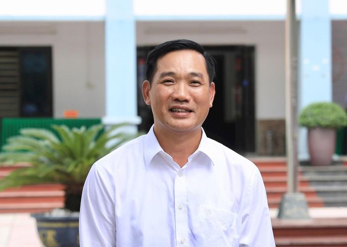 Phó Bí thư Đảng ủy, Chủ tịch UBND xã Thư Lâm Phạm Trọng La. Ảnh: Quang Thái