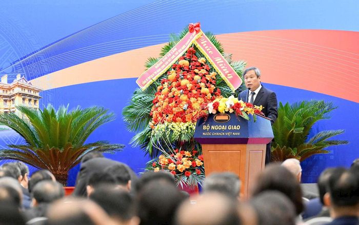 Chủ tịch UBND thành phố Hà Nội Vũ Đại Thắng phát biểu tham luận trong khuôn khổ khai mạc Hội nghị Ngoại giao lần thứ 33. Ảnh: Cẩm Anh