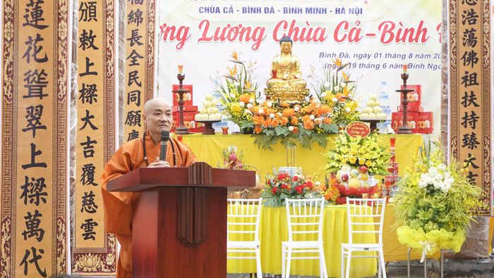 Thượng tọa Thích Tiến Đạt, Trụ trì Chùa Cả cho biết: việc phục dựng công trình là sự tiếp nối mạch nguồn văn hóa, tâm linh của quê hương, qua đó gìn giữ những giá trị đã được các thế hệ trao truyền qua thời gian. Ảnh: Đỗ Đạt