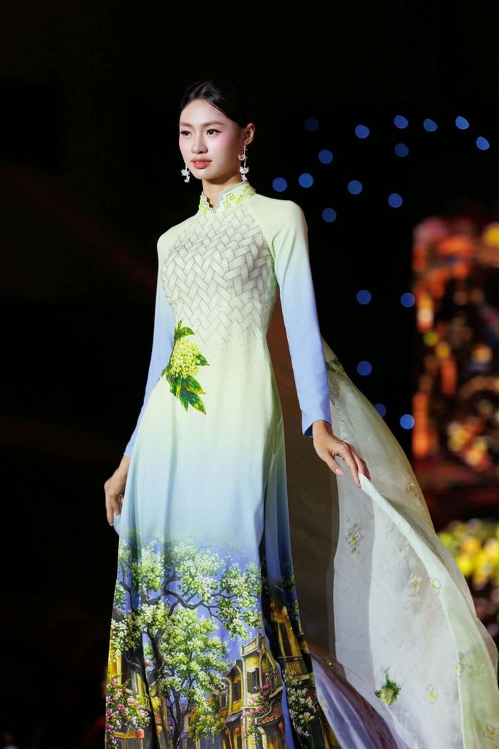 Thiết kế trong bộ sưu tập "Hoa Hà Nội". Ảnh: N.Hà