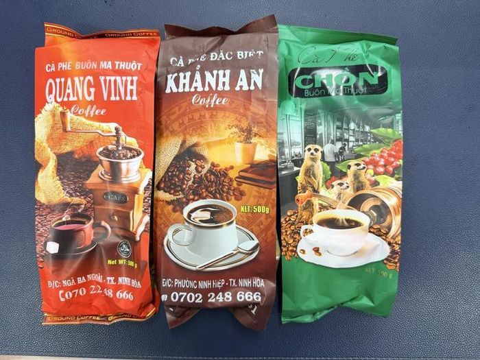 Kết quả giám định sản phẩm cà phê bột do Vinh sản xuất, buôn bán cho thấy hàm lượng cafein không đạt theo tiêu chuẩn Quốc gia Việt Nam, được xác định là hàng giả. Ảnh: CAKH