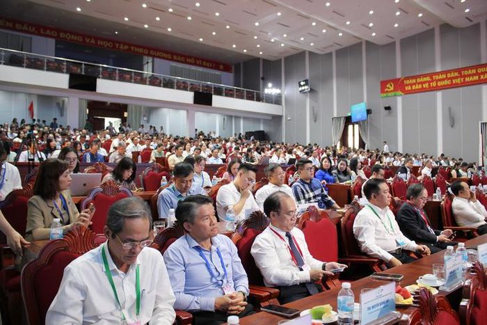 Đại biểu ở các địa phương khu vực phía Nam tham dự hội nghị. Ảnh: Mimosa.