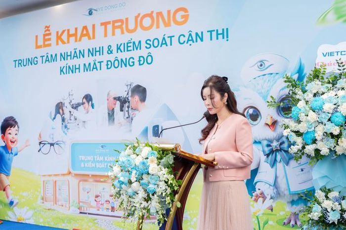 ThS.BS Đinh Thị Phương Thủy, Giám đốc Điều hành Bệnh viện Đông Đô phát biểu tại sự kiện. Ảnh: Phương Anh