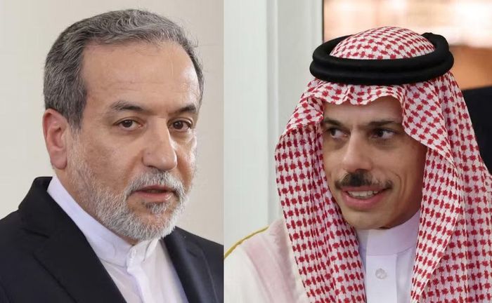 Cùng ngày, Ngoại trưởng Iran Abbas Araghchi đã điện đàm với Ngoại trưởng Arab Saudi Faisal bin Farhan Al Saud.