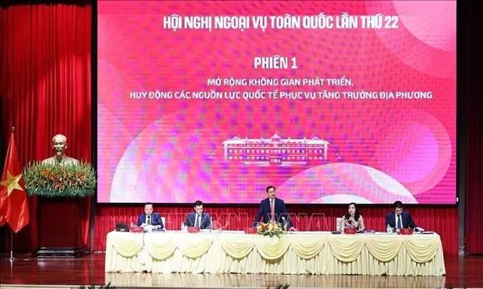 Đoàn Chủ tọa điều hành Hội nghị Ngoại vụ toàn quốc lần thứ 22. Ảnh: Minh Đức – TTXVN