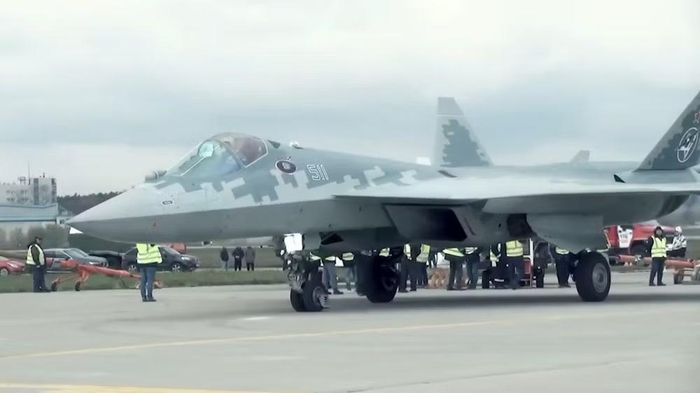 Theo chính quyền Moskva, các doanh nghiệp thuộc Tập đoàn Rostec sản xuất khoảng 80% vũ khí và trang thiết bị quân sự mà Quân đội Nga sử dụng trong cuộc chiến chống lại Ukraine.
