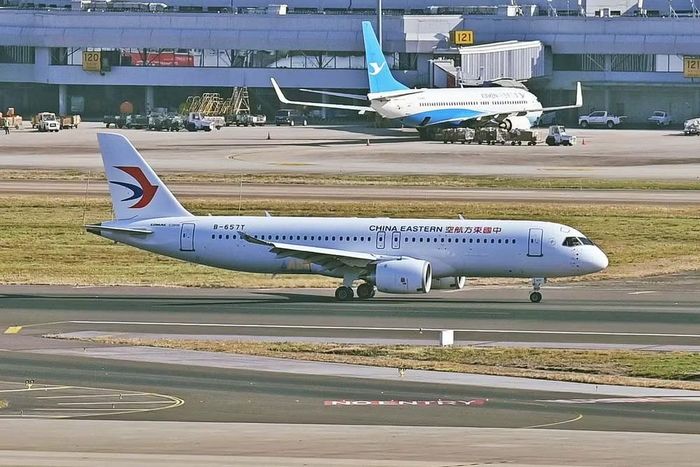 Ở cấu hình tiêu chuẩn, máy bay C919 có thể chở từ 158 đến 192 hành khách, và tầm bay trong khoảng 4.075 - 5.555 km.