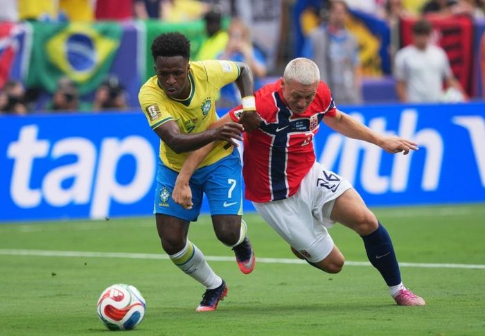 Cuộc đàm phán giữa Vinicius và Real Madrid đình trệ vì bất đồng liên quan đến thu nhập cùng khoản thưởng gia hạn.