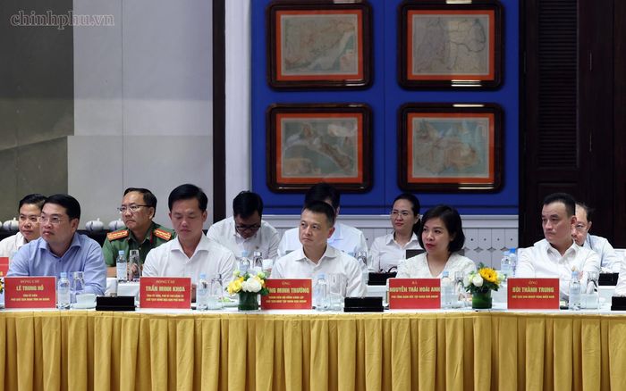  Các đại biểu tham dự cuộc làm việc. Ảnh: VGP. 