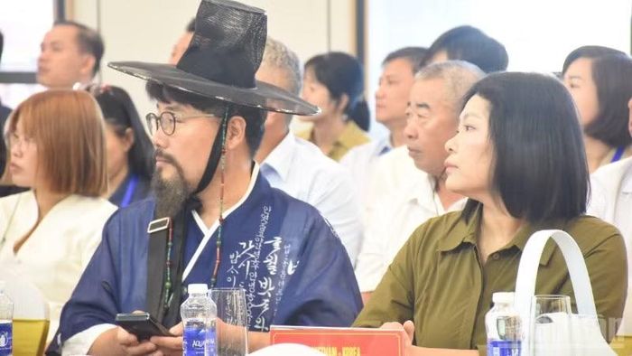 Các đại biểu quốc tế tham gia hội thảo.