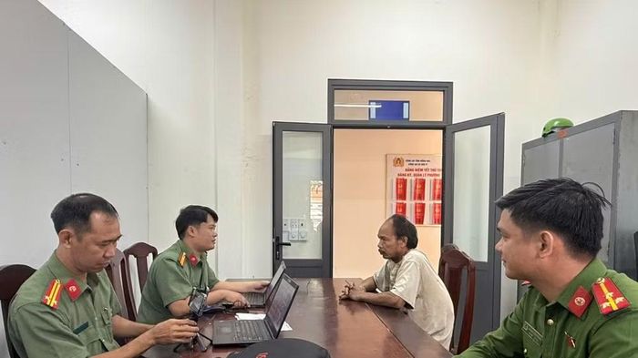 Lực lượng chức năng tỉnh Đồng Nai tăng cường giám sát, phát hiện và xử lý các hành vi phát tán thông tin sai sự thật, xuyên tạc trên không gian mạng. (Ảnh: Cơ quan chức năng cung cấp)