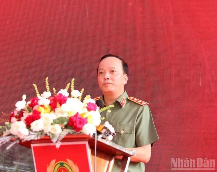 Thượng tướng Đặng Hồng Đức, Ủy viên Trung ương Đảng, Thứ trưởng Công an phát biểu ý kiến.