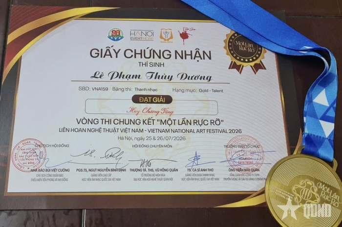  Huy chương Vàng là phần thưởng xứng đáng dành cho những nỗ lực và đam mê nghệ thuật của tài năng trẻ Lê Phạm Thùy Dương tại VNAF 2026. 