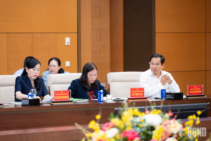 Các đại biểu tham dự hội nghị. 