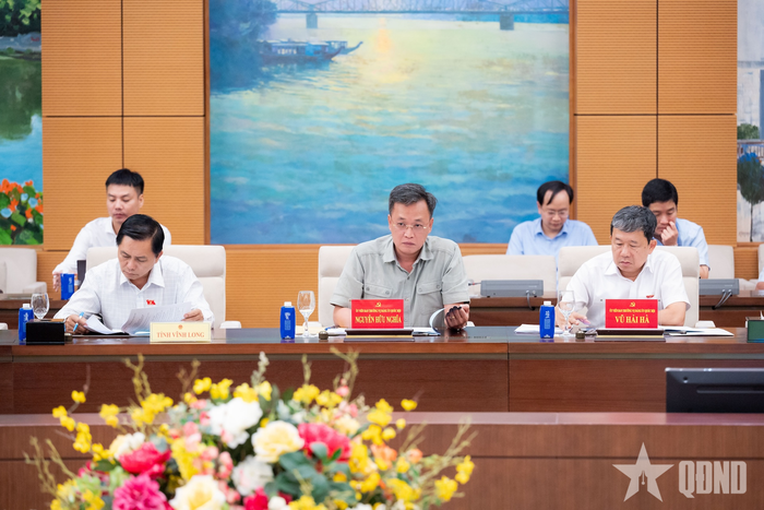 Các đại biểu tham dự hội nghị. 