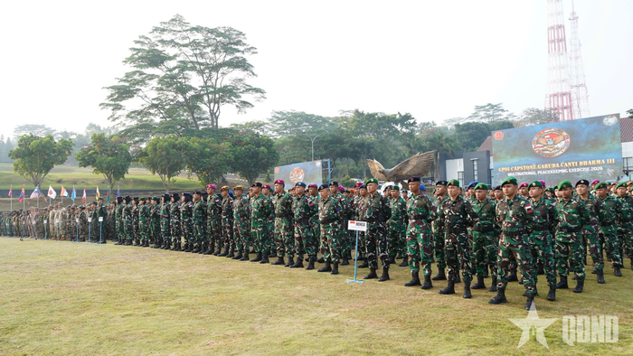 Lực lượng các nước tham gia Diễn tập MPE 2026 - Garuda Canti Dharma III tại lễ bế mạc.