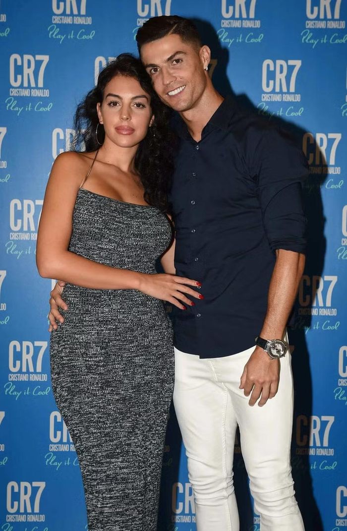 Ronaldo và Georgina bên nhau từ năm 2016, trước khi tiền đạo 41 tuổi cầu hôn bạn đời vào tháng 8/2025. Ảnh: Getty.
