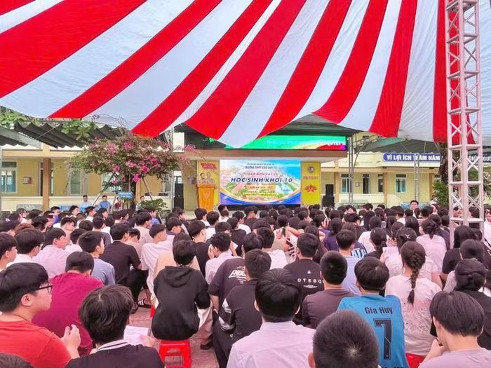 Qua buổi tư vấn giúp học sinh lựa chọn tổ hợp môn học phù hợp theo năng lực.
