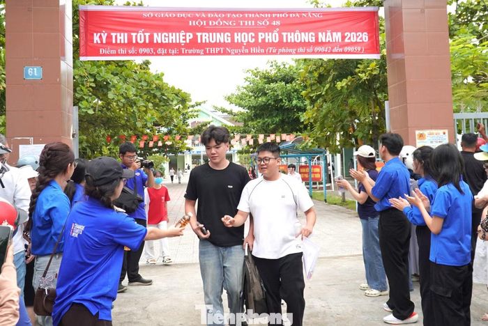 Theo PGS.TS. Võ Văn Minh, khác mục tiêu không đồng nghĩa với phải tổ chức hai kỳ thi độc lập.