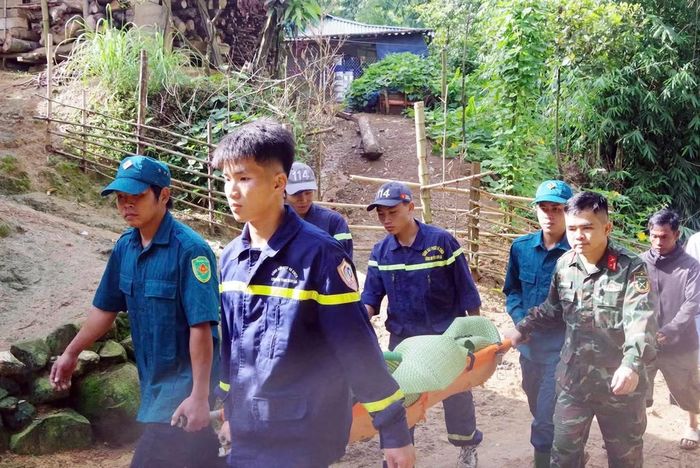 Lực lượng chức năng đã tìm thấy thi thể nạn nhân thứ 3 bị lũ cuốn trôi.