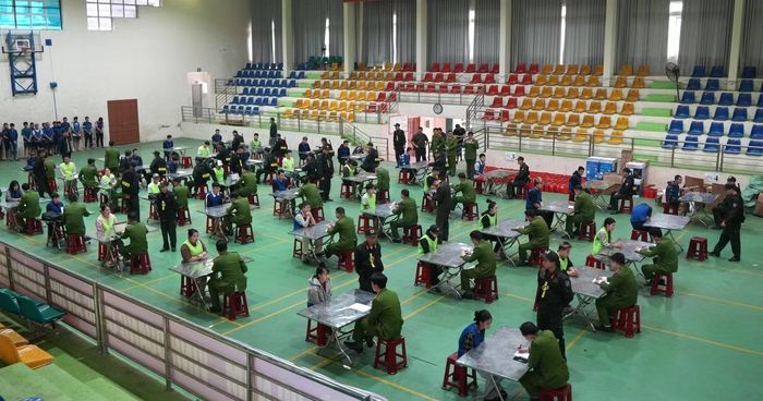 Nhiều đối tượng nằm trong đường dây "app tình cảm" bị Công an tỉnh Cao Bằng bắt giữ.