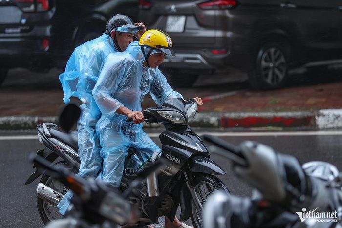 Tháng 8 bước vào cao điểm mùa mưa ở miền Bắc. Ảnh: Lê Anh Dũng