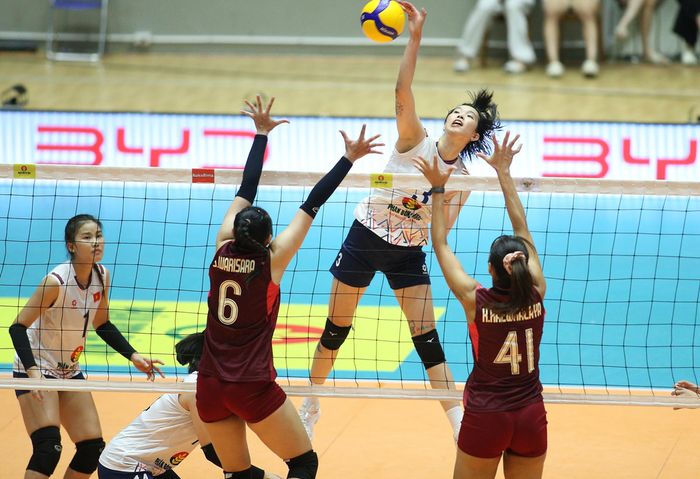 Nỗ lực của Trần Thị Thanh Thúy không thể giúp đội chủ nhà giành lại thế trận.