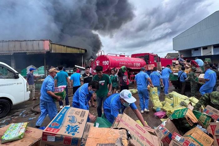 Hiện chưa có thông tin thiệt hại về người trong vụ cháy. Tuy nhiên, vụ cháy đã gây thiệt hại lớn về tài sản, ảnh hưởng đến nhiều tiểu thương, hộ kinh doanh, trong đó có bà con người Việt.