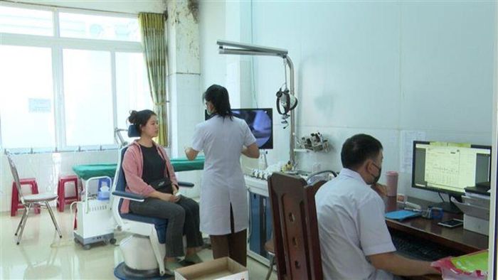 Người dân Gia Lai khám bệnh tại cơ sở y tế. Ảnh tư liệu: Hoài Nam/TTXVN
