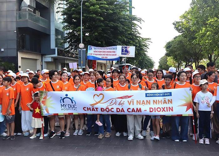 Lan tỏa yêu thương qua chương trình đi bộ vì nạn nhân chất độc da cam.